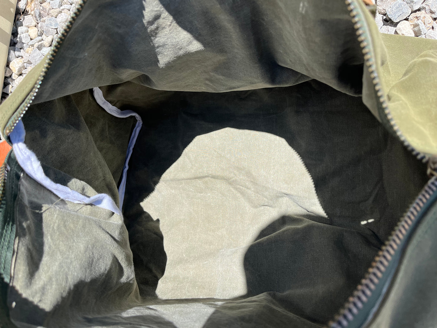 22 Inch Basic Duffle Bag